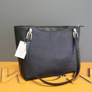 Oba_Black_wow_junction